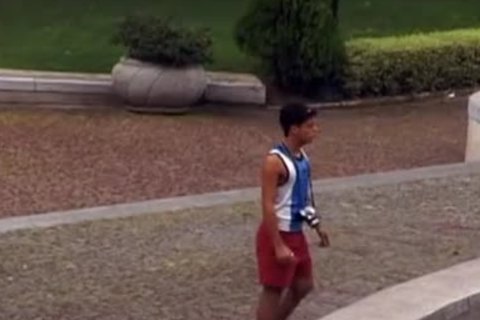 pretty Latino Poolside bang
