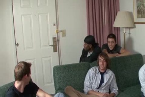 dark chap On His Knees sucking Large cocks