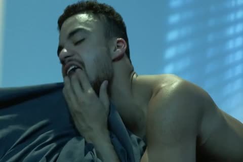 Movers slam In Clients house