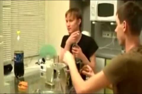 legal age teenager Have enjoyment In The Kitchen