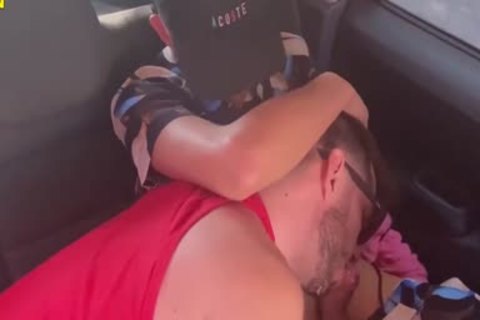 ID-Chupando Rolas No Carro