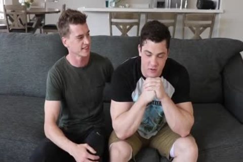 COLLIN COULD BARELY HANDLE LONDONS LENGTHY shlong!