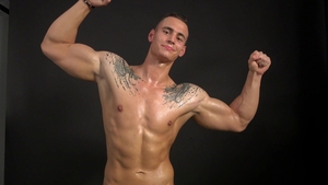 EastBoys.com: Awesome gets a buzz out of the best sex