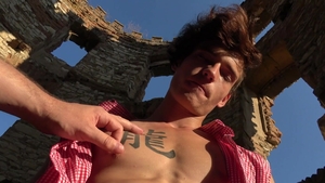 EastBoys.com: Hairy amateur Johny Walsh goes for the best sex