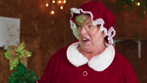 Men: Lying Back For A Christmas Creampie